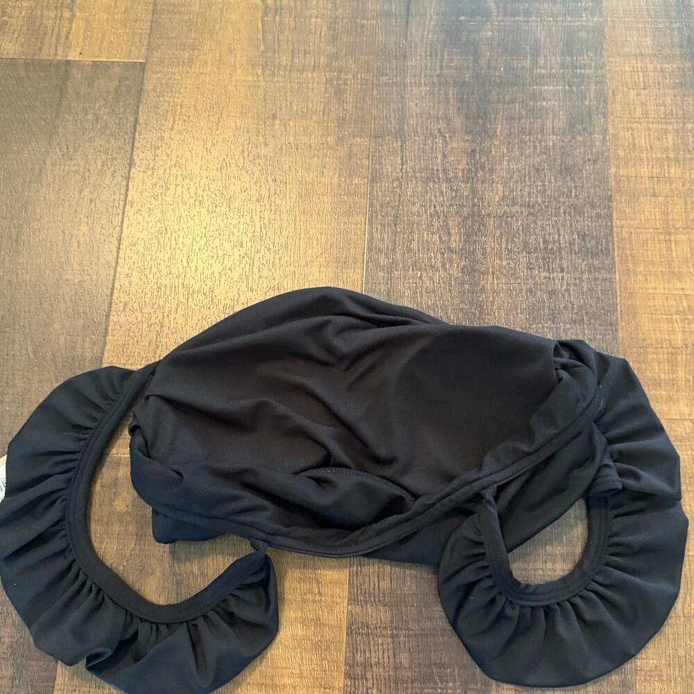 NWT Albion Bella Crop Bikini Top Black Ruffle Strap Swim Top Size Medium - Picture 5 of 8